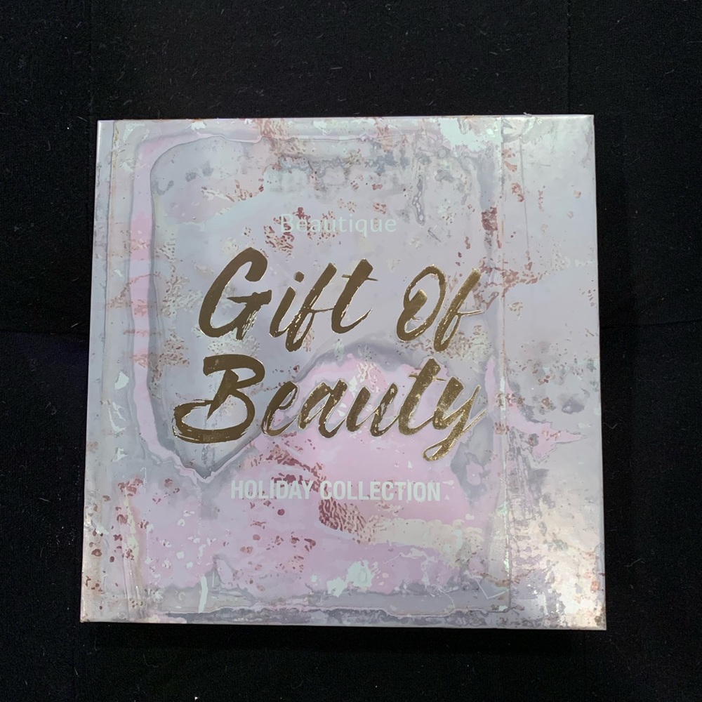 Gift of Beauty Set - Picture 2 of 2